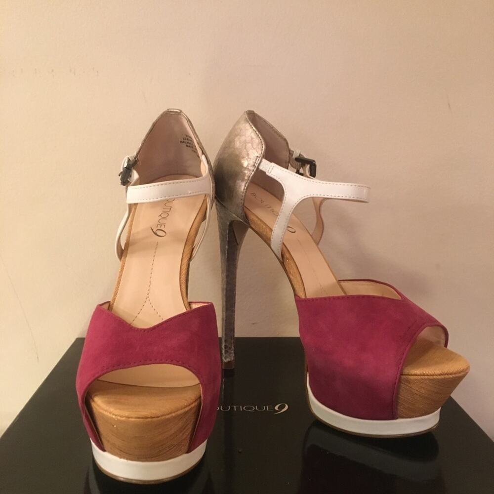 Boutique9 Open Toe Pump Heels, Size 7